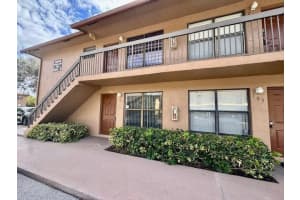 10006 Winding Lake Road 101, Sunrise