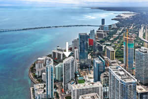 1300 Brickell Bay Drive 2600, Miami