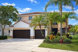 1655 Royal Grove Way, Weston