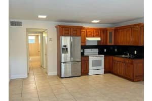 7851 Dunham Boulevard 4, Miami