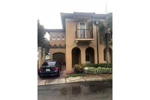 6903 Julia Gardens Drive, Coconut Creek