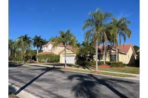 517 Spinnaker, Weston