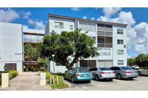2840 Somerset Drive 208m, Lauderdale Lakes