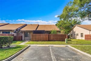 2698 N Nob Hill Road, Sunrise