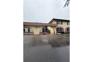 10701 Royal Palm Boulevard 5, Coral Springs
