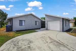 7708 Sw 8th Court, North Lauderdale