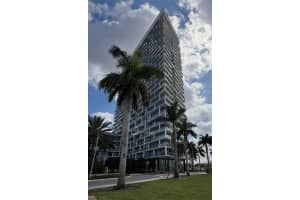 2000 Metropica Way 1109, Sunrise