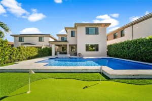 10895 Passage Way, Parkland