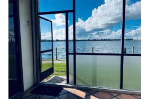 111 Lake Emerald Drive 101, Oakland Park