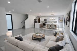 1292 Ne 35th Street, Oakland Park