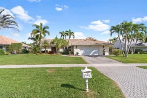 2445 Lakes Drive, Deerfield Beach