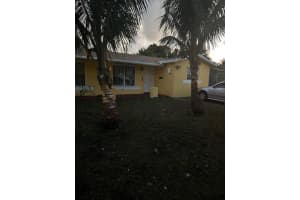 5414 Nw 17th Street, Lauderhill