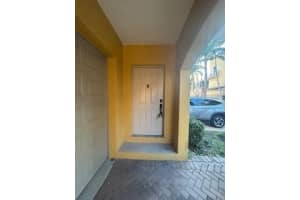 2337 Vintage Drive, Lighthouse Point