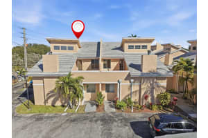 3951 Coral Springs Drive 21, Coral Springs