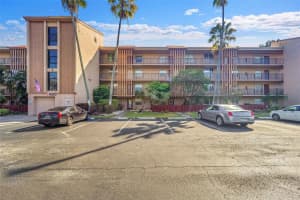 480 Nw 76th Avenue 107, Margate