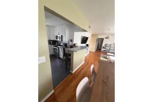 2815 Van Buren, Hollywood