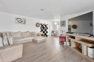 3300 Nw 33rd Court, Lauderdale Lakes