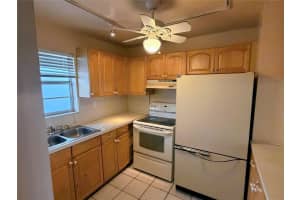 6507 Winfield Boulevard 128-c, Margate