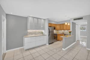 4051 Ne 13th Avenue 77-3, Fort Lauderdale