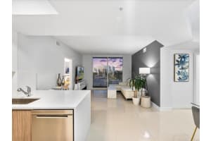 18800 Ne 29th Avenue 704, Aventura