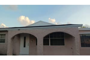 336 Nw 7th Court, Deerfield Beach