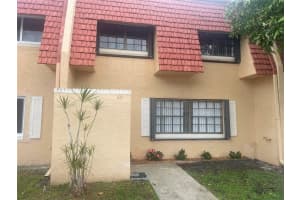 60 Ann Lee Lane, Tamarac