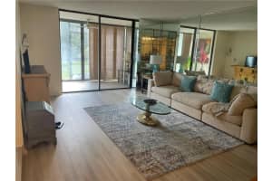 3730 Inverrary Drive 1d, Lauderhill