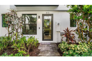 613 Ne 22nd Drive 613, Wilton Manors