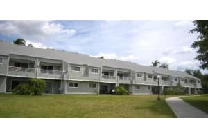 3433 Nw 44th Street 101, Lauderdale Lakes