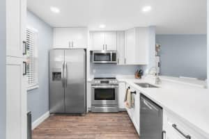 8800 Royal Palm Boulevard 204-1, Coral Springs