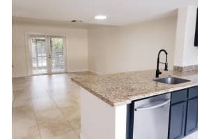 89 Sw 3rd Street, Pompano Beach