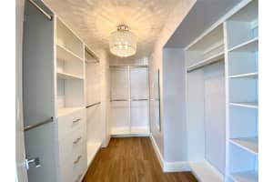 619 Orton Avenue 301, Fort Lauderdale