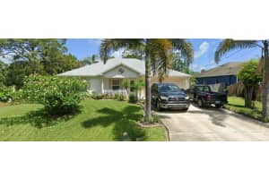 583 Jewell Street Se, Palm Bay