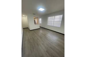 411 Se 10th Street 5, Hallandale Beach