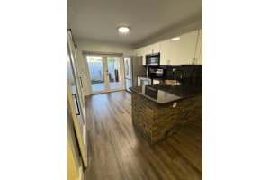 6953 W 36th Avenue 101, Hialeah