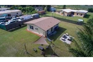 3424 Bacom Point Road, Pahokee