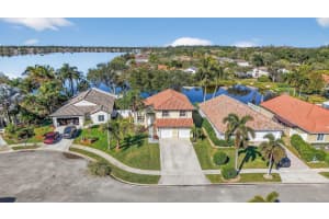 2450 Nw 186th Avenue, Pembroke Pines