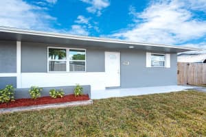 6884 Sw 15th Street, North Lauderdale