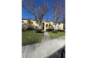 643 Vista Isles Drive 1823, Plantation