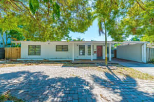 1574 Ne 38th Street, Oakland Park
