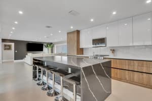 755 S Rainbow Drive, Hollywood