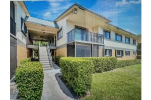 567 Trace Circle 110, Deerfield Beach