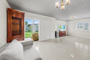 8941 S Hollybrook Boulevard 205, Pembroke Pines