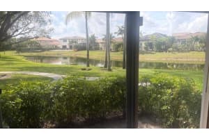 1250 Sw 113th Terrace 103, Pembroke Pines
