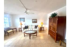 2050 39th Street 209w, Lighthouse Point