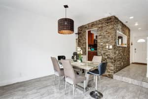 8226 Nw 8th Place 6, Fort Lauderdale