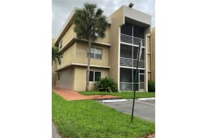 4235 N University Drive 301, Sunrise