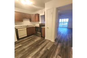 4751 Nw 21 St 607, Lauderhill