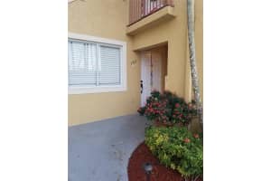 7910 Nw 7th Street 103-8, Pembroke Pines