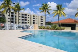 8075 Nw 7th Street 402, Miami 8075 Nw 7th Street 402, Miami